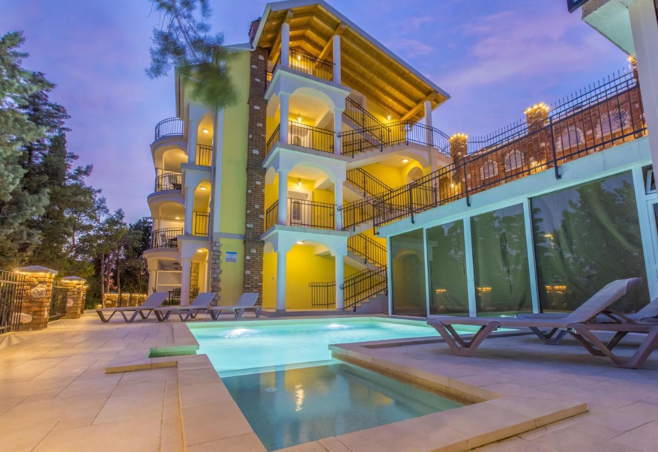 Palace Paulina B نوفي فينودولسكي المظهر الخارجي الصورة